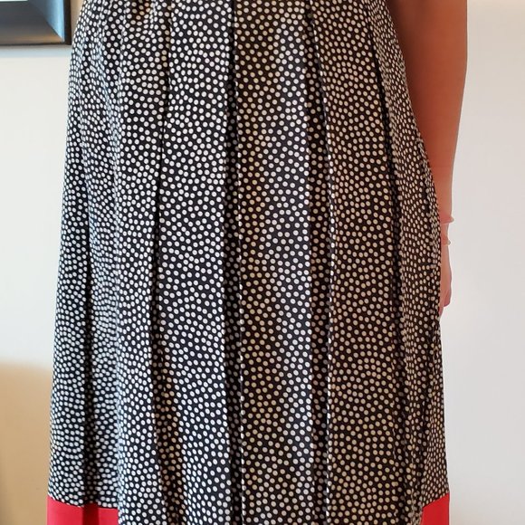 Skirt - Picture 8 of 11